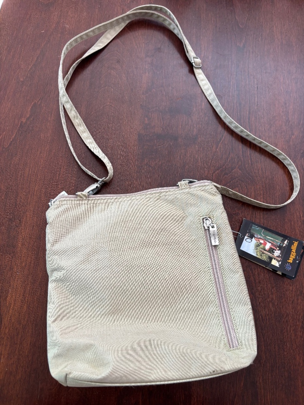 Vintage Baggallini Classic Zipper Bagg Crossbody Travel Purse in Champagne - Picture 5 of 10
